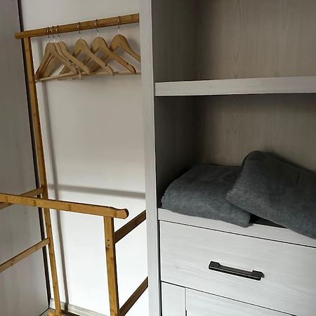 Byt V Rezidencni Ctvrti Prahy 6 Praag Buitenkant foto
