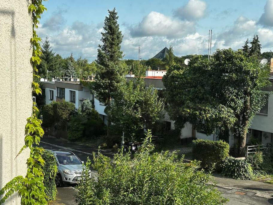 Byt V Rezidencni Ctvrti Prahy 6 Praag Buitenkant foto